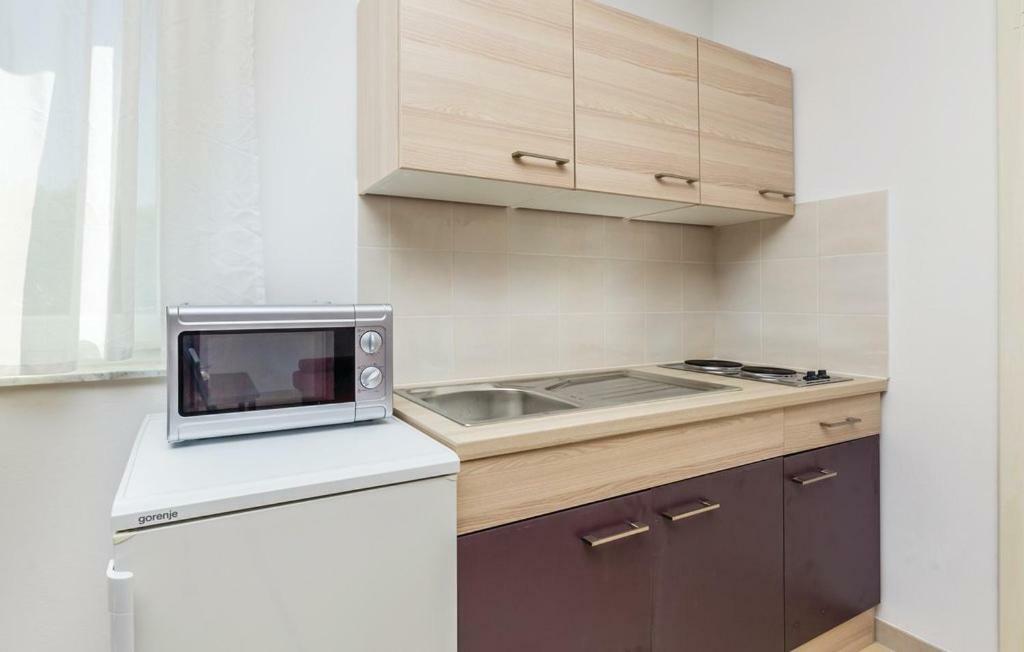 Vila Casia Dobrinj Exteriör bild