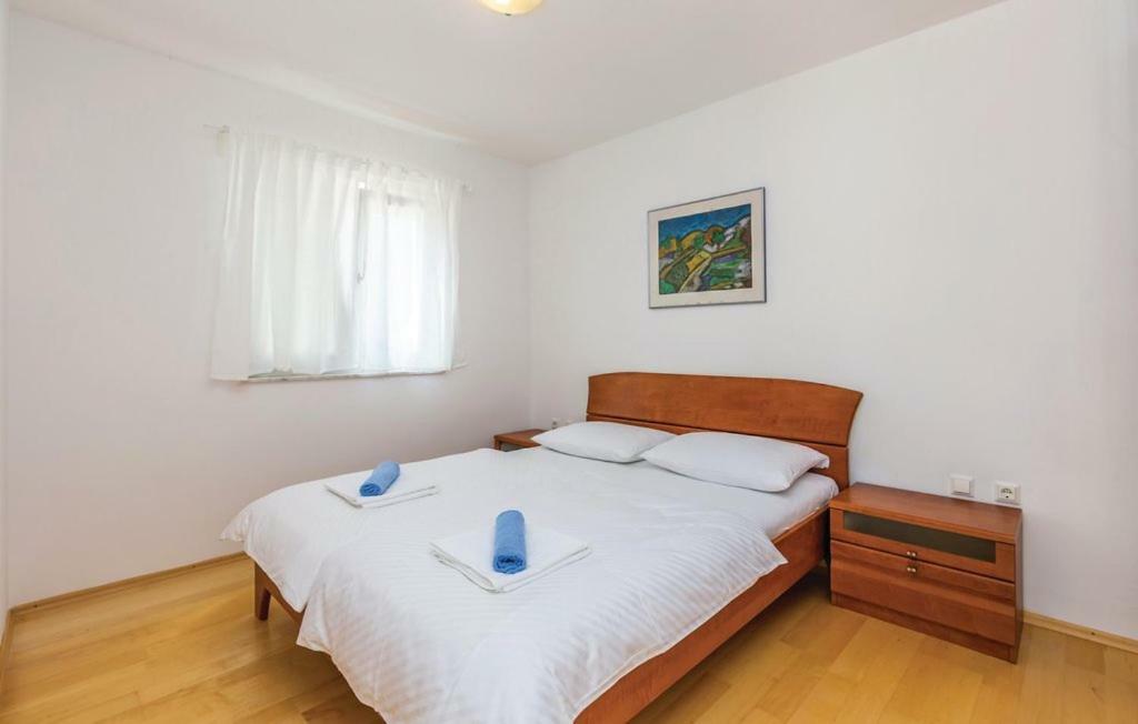 Vila Casia Dobrinj Exteriör bild